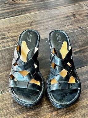 Born Ascot Black Wrinkled Leather Wedge Slide Sandals Size 8/39